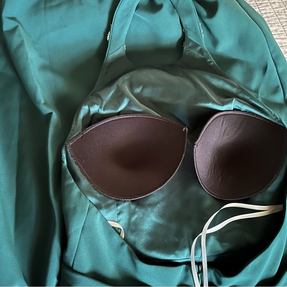 Marchesa Note Dress Green Beaded Halter
Open Back Formal - Picture 11 of 15